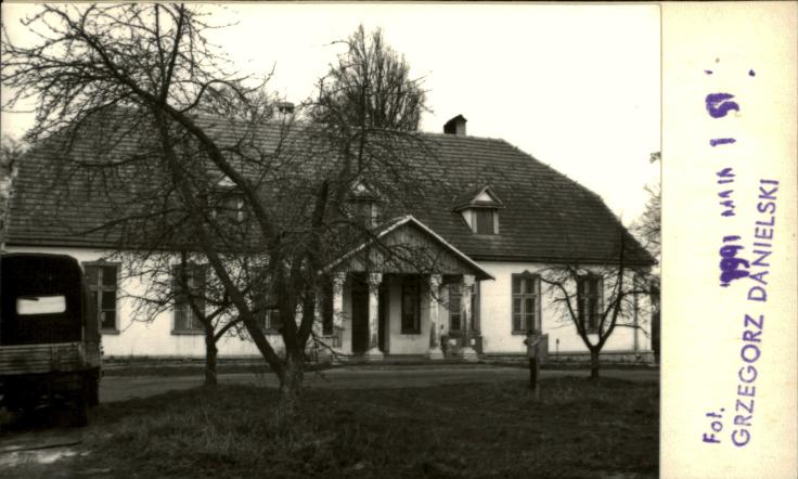 budynek biurowy, skan 2