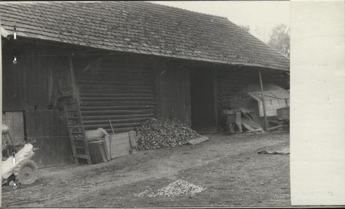 zagroda - stodoła, skan 2