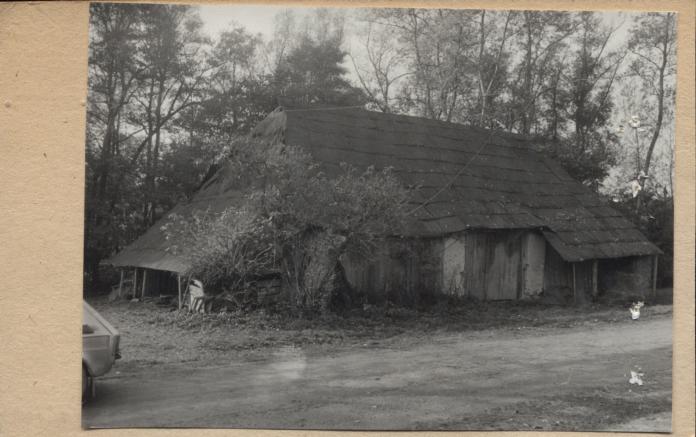 stodoła z wozownią w zagrodzie, skan 2