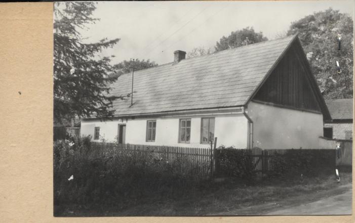 zagroda - a/ dom, skan 2