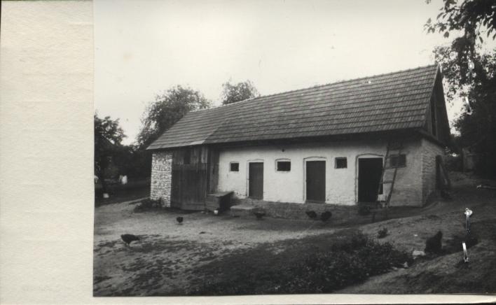 obórka ze stodołą, skan 2