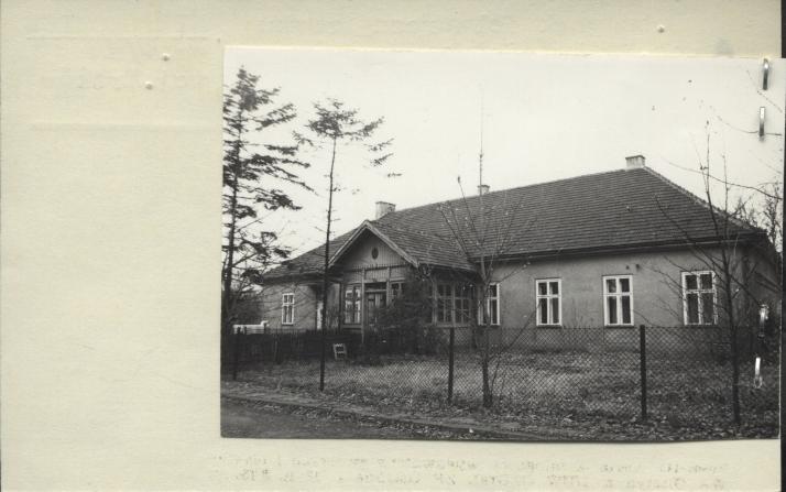 budynek folwarczny zamku, ob. nadleśnictwo, skan 2