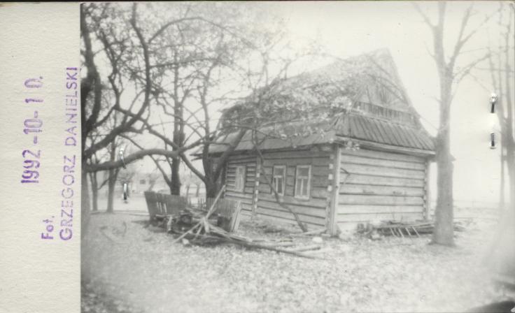 budynek mieszk. b. n-ru obok n-ru 71, skan 2