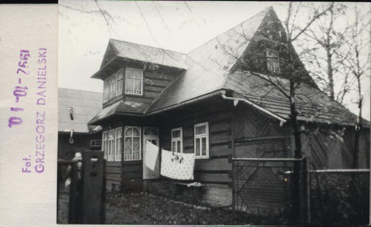 budynek mieszkalny, skan 2