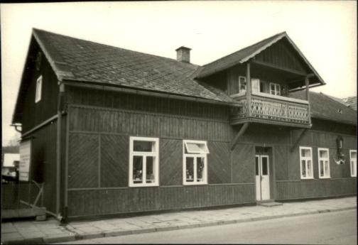 dom, skan 7