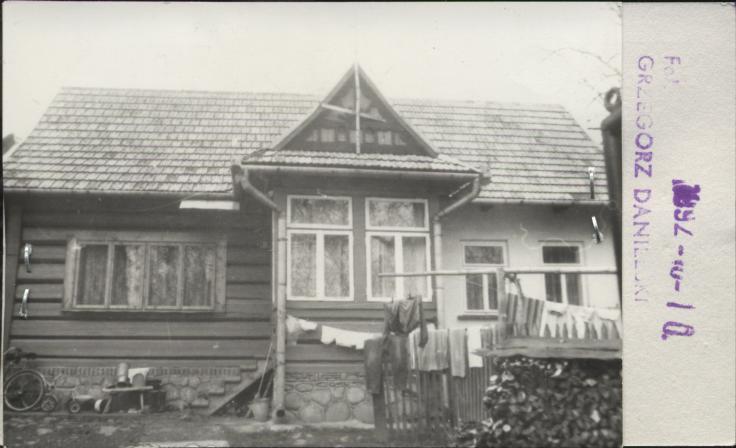 budynek mieszkalny, skan 2