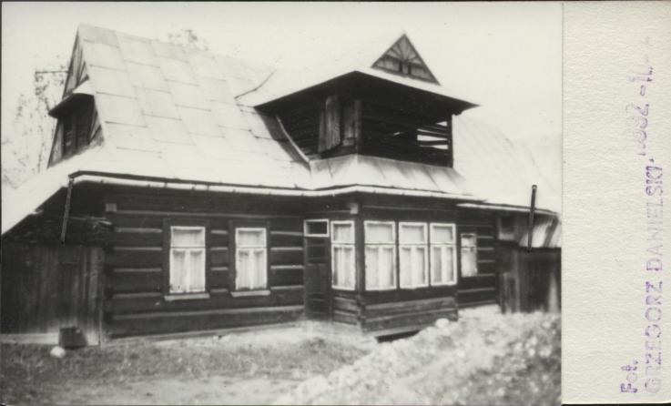 budynek mieszkalny, skan 2
