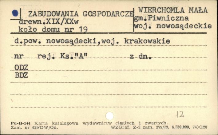zabudowania gospodarcze koło domu, skan 1