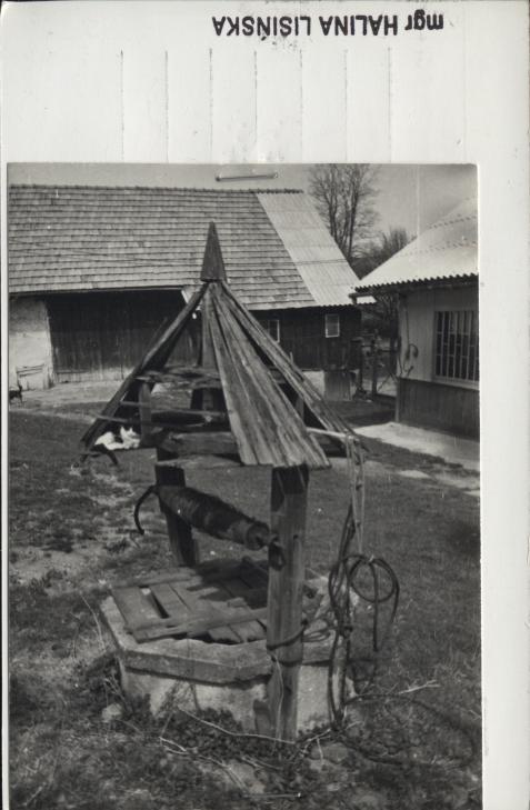 studnia, zagroda, skan 2
