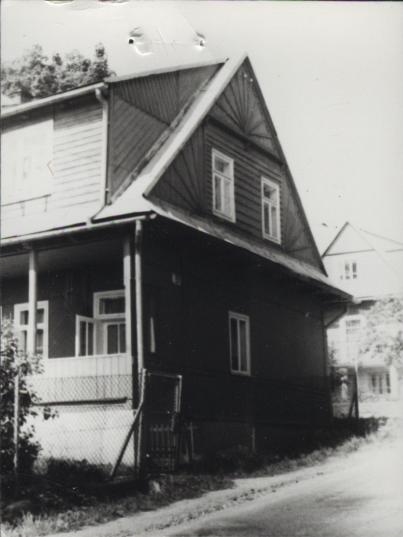 dom, skan 7