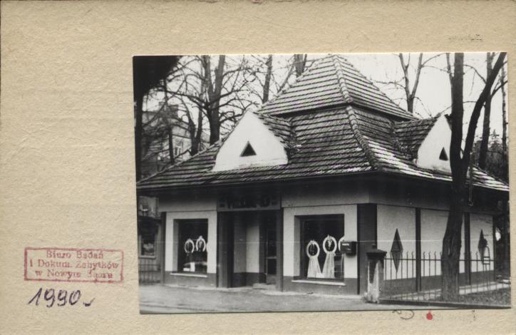 kiosk, skan 2