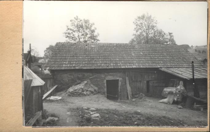 zabudowania gospodarcze, skan 2
