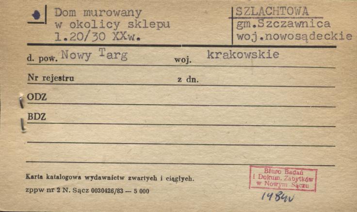 dom murowany w okolicy sklepu, skan 1