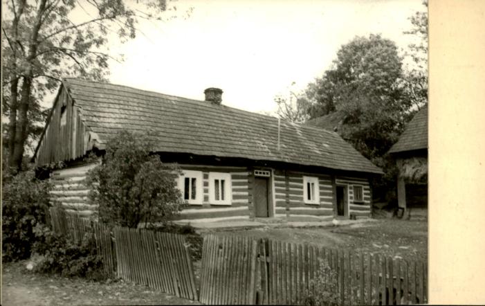 dom, skan 4