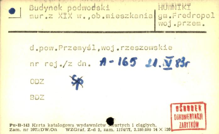 budynek podworski, ob. mieszkania, skan 1