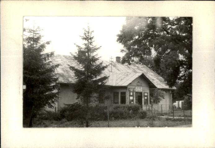 Budynek ob. sklepu GS (d. mieszkanie sióstr zak.), skan 2