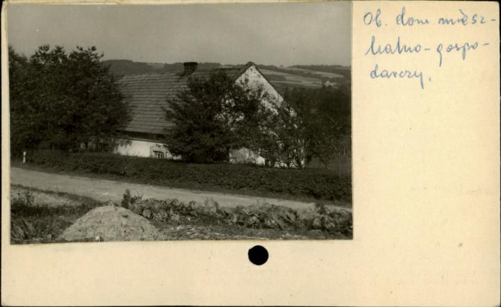 stajnia folwarczna, ob. dom i budynek gospodarczy, skan 2