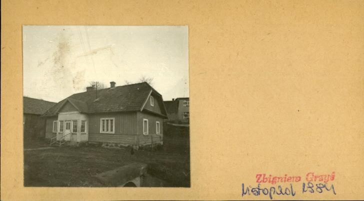 dom, skan 2