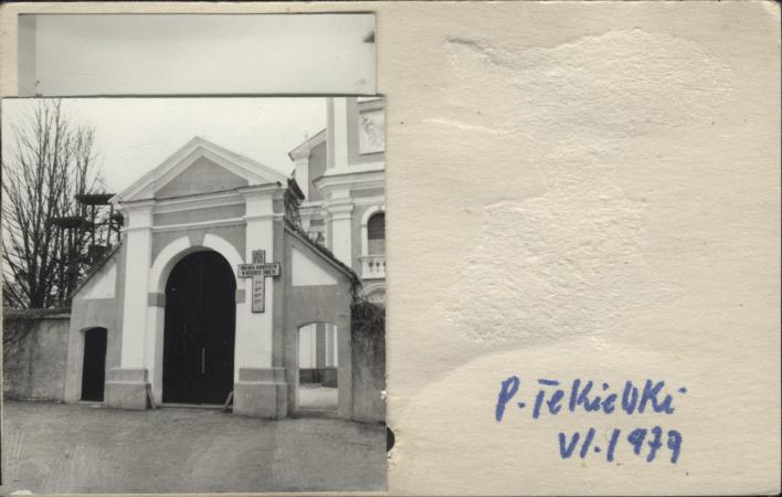 ogrodzenie kościoła p. w. św. Trójcy, skan 3