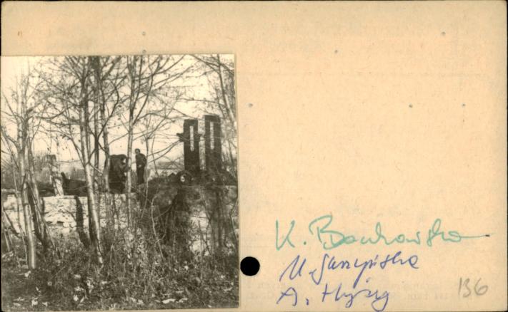 teren archeologiczny d. dworu Skrzyńskich, fragmenty d. tartaku, skan 2