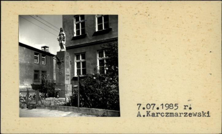 pomnik poległych w latach 1914-1920, skan 2