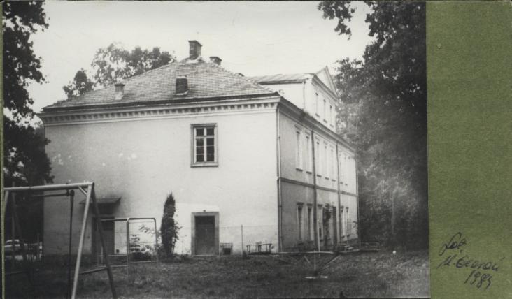dwór, skan 2