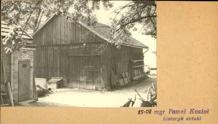 stodoła, skan 2