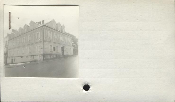 zajazd ob. magazyny Muzeum Hist., skan 2