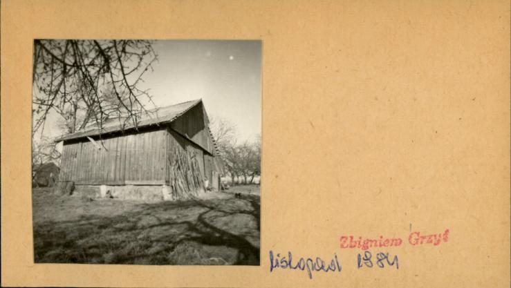 stodoła, skan 2
