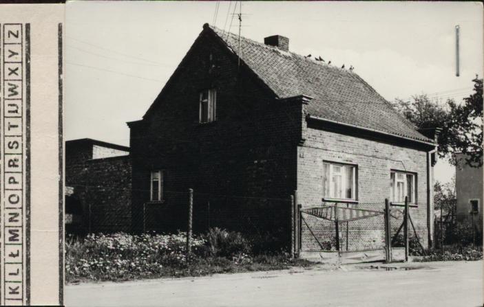 dom, skan 4