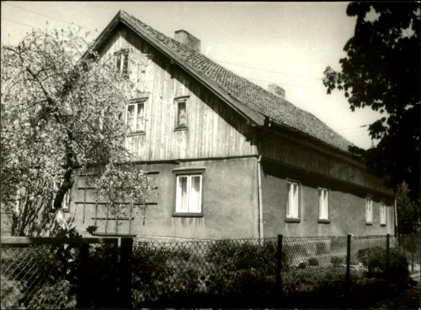 dom, skan 4