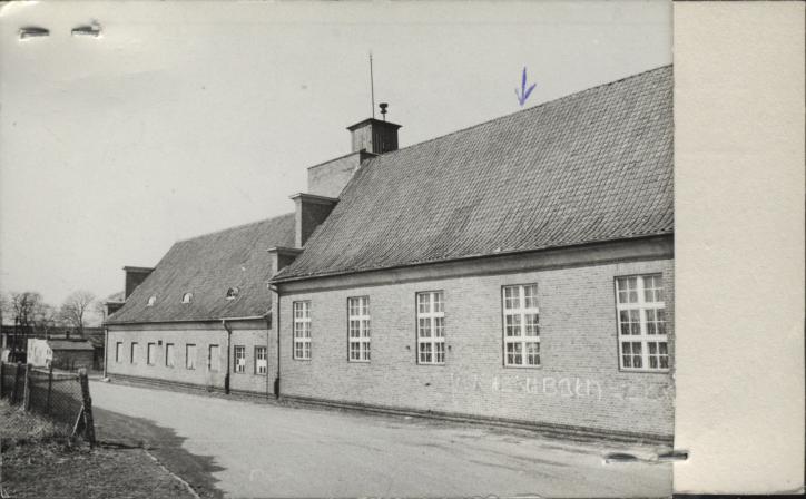szkolna sala gimnastyczna, skan 2