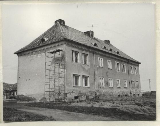 dom, skan 4