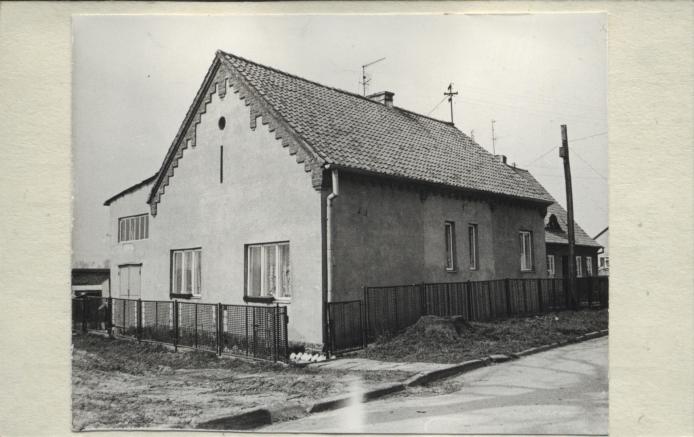 budynek gospodarczy, ob. dom, skan 2