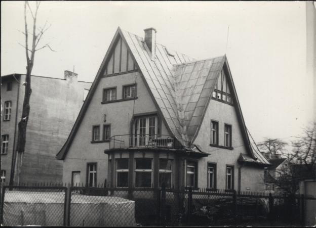 dom, sanepid, skan 4