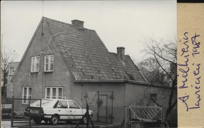 dom, skan 4