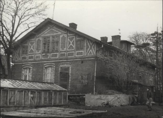 dom, skan 4