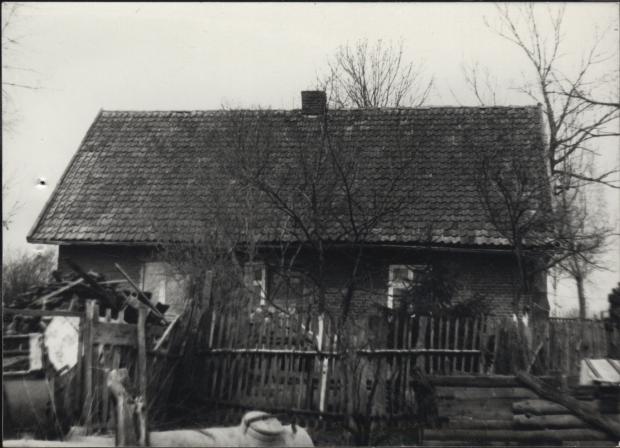 dom, skan 4