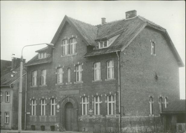 dom, skan 4