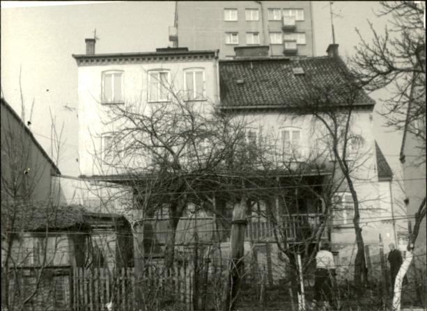 dom, skan 6