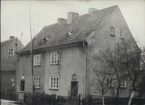 dom, skan 7