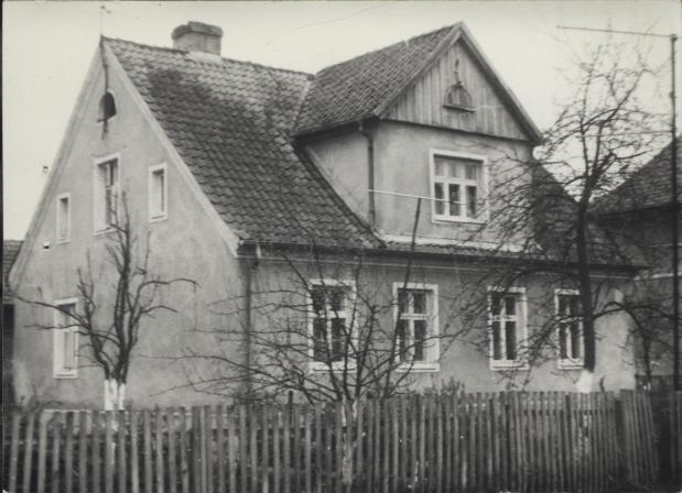 dom, skan 4