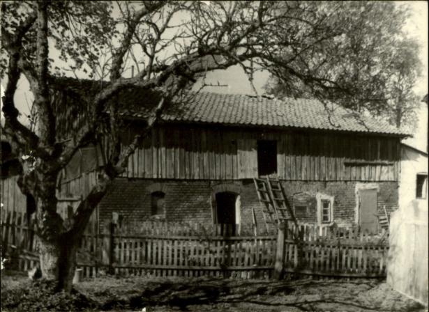 budynek gospodarczy, skan 3