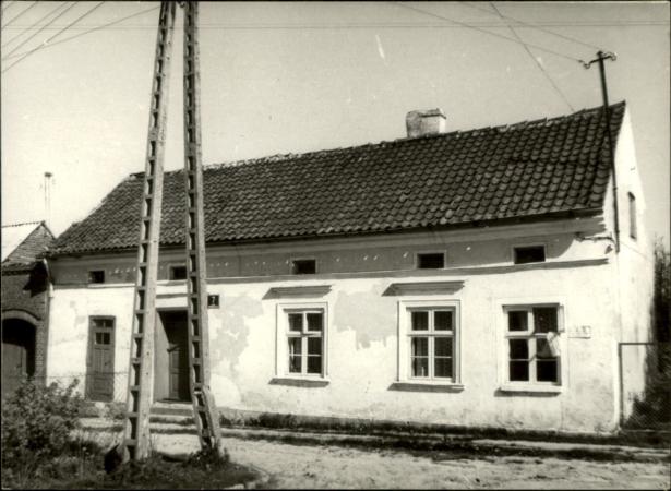 dom, skan 4