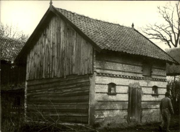 budynek godpodarczy II, skan 3