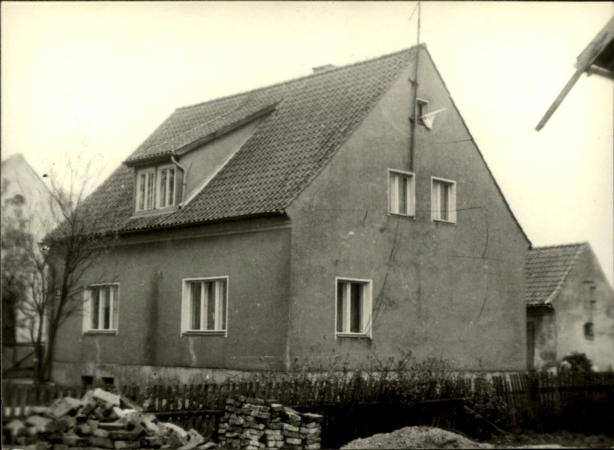 dom, skan 4