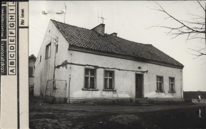 dom, skan 2