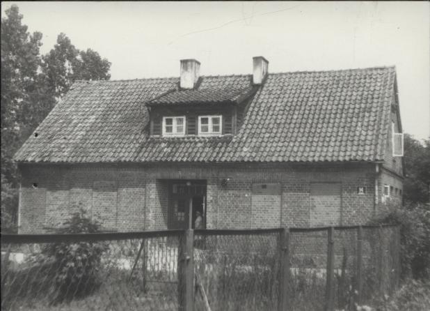 dom, skan 6