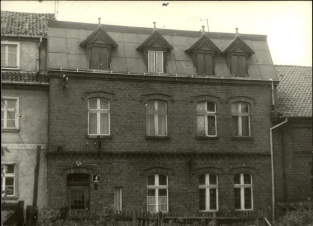 dom, skan 4