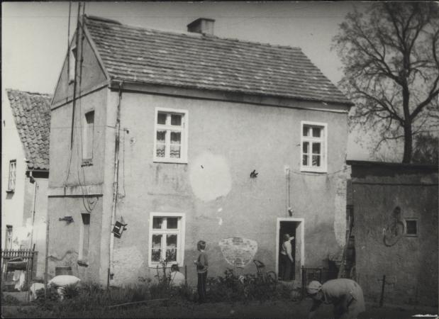 dom, skan 4